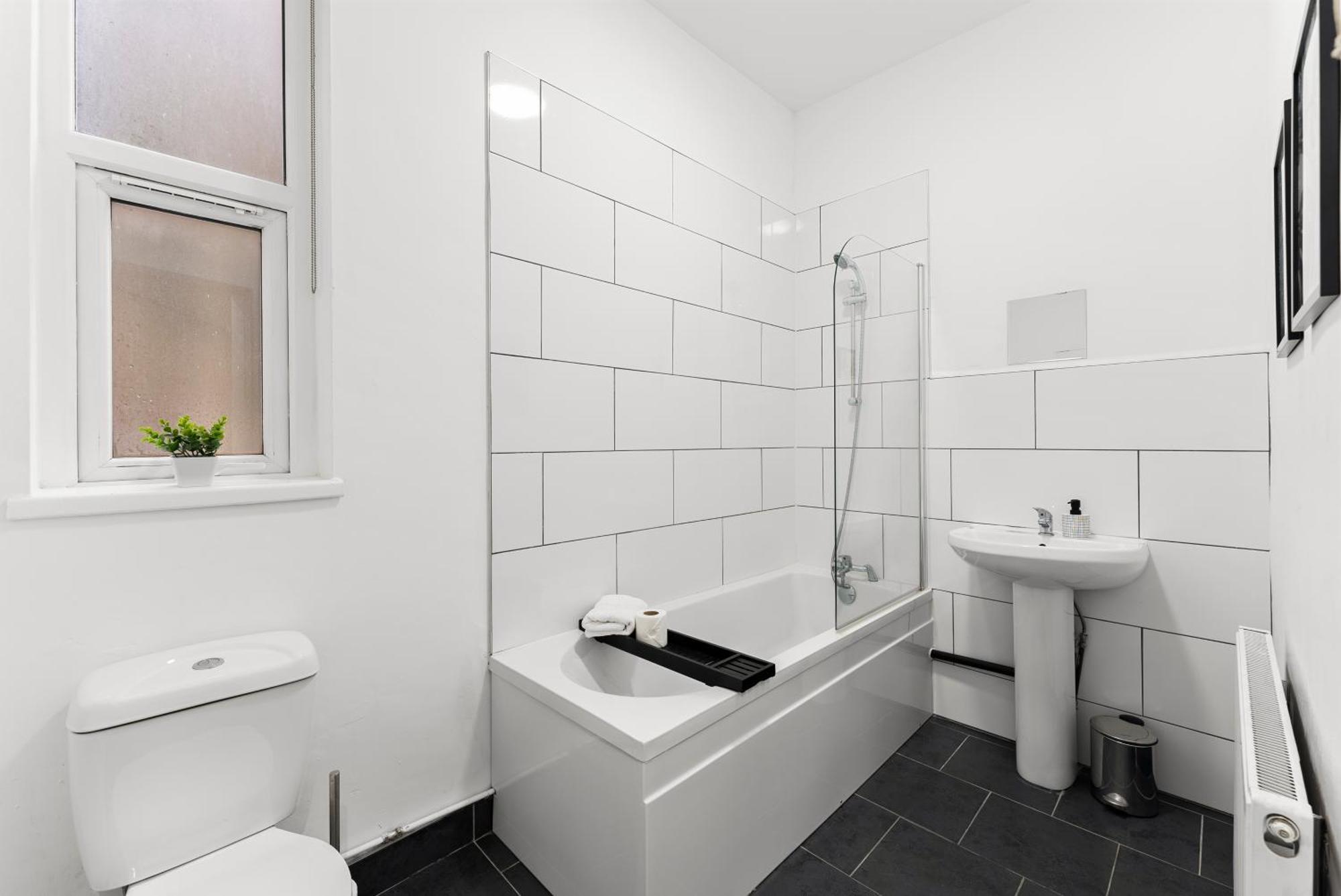 Apartament 20 Percent Off! Stylish Sheffield Abode Sleeps 12 Zewnętrze zdjęcie