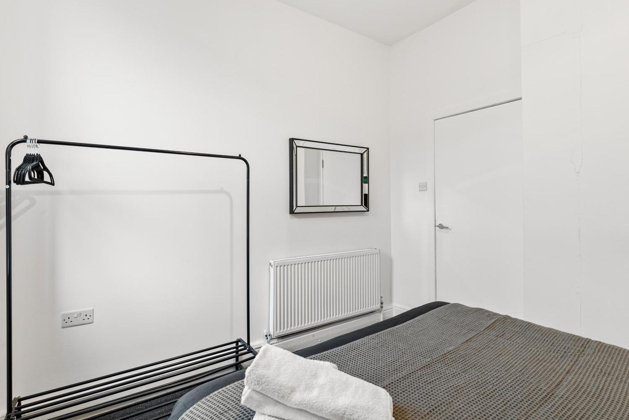 Apartament 20 Percent Off! Stylish Sheffield Abode Sleeps 12 Zewnętrze zdjęcie